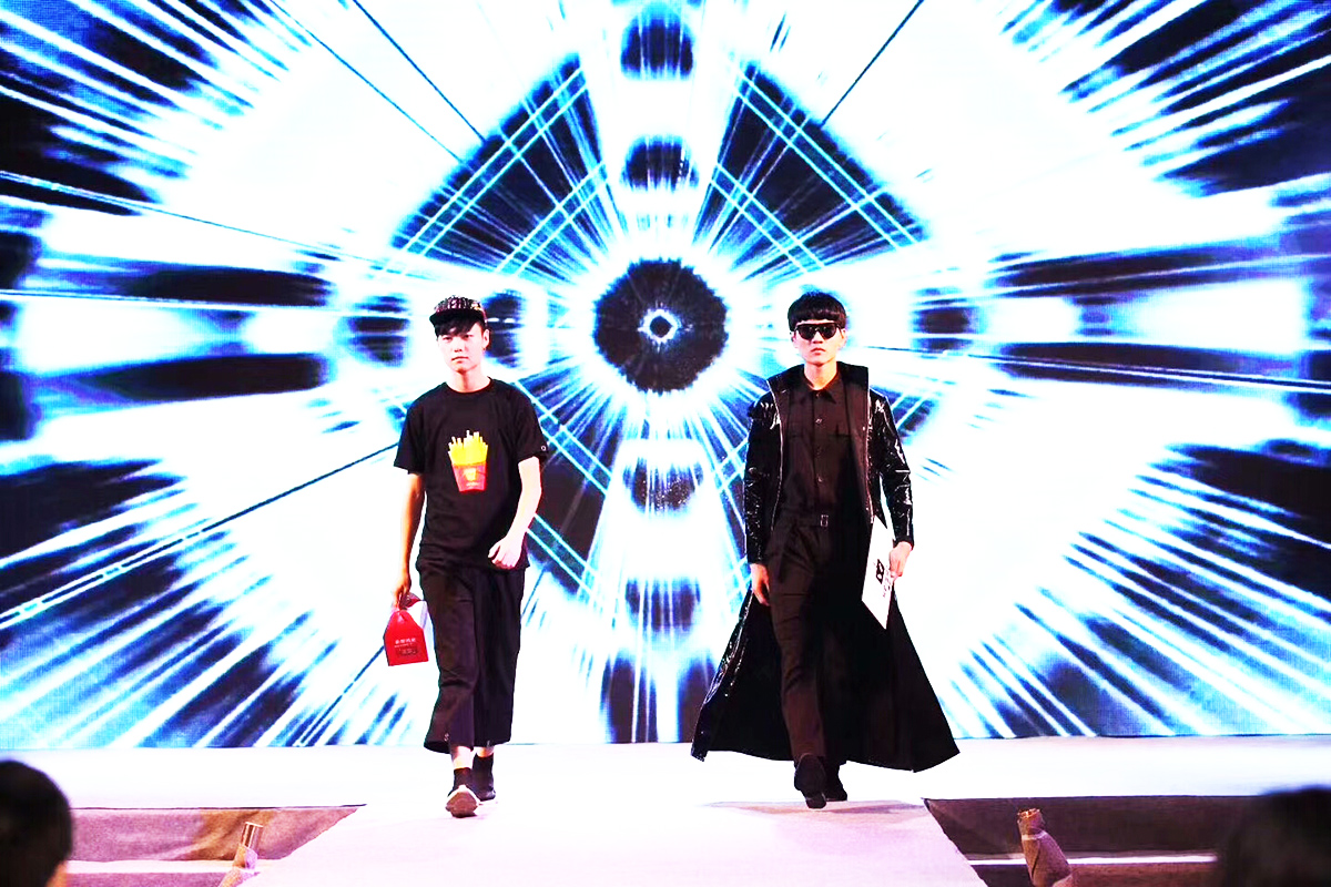 ���h����(w��)����