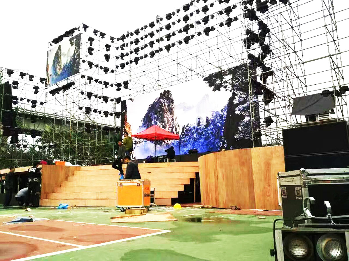 廣州演出晚會策劃公司提供的海南澄邁富力紅樹林歡樂節暨富力業主新年晚會案例賞析