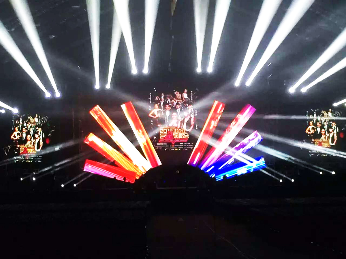 廣州活動策劃公司提供的美顏秘笈果感2016亞洲超級巨星演唱會案例賞析